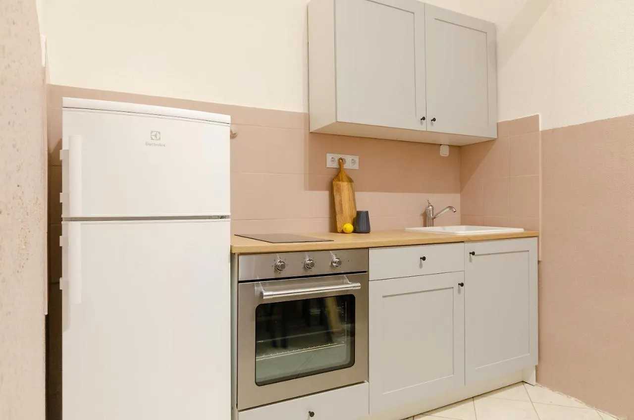 Cosy Apartment In Central District. Budapest