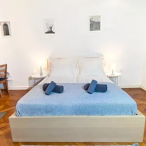 Centre Synagogue Residential Apartment